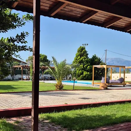 شقة فندقية Ktima Xiliadou تشيليادو