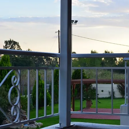 شقة فندقية Ktima Xiliadou تشيليادو